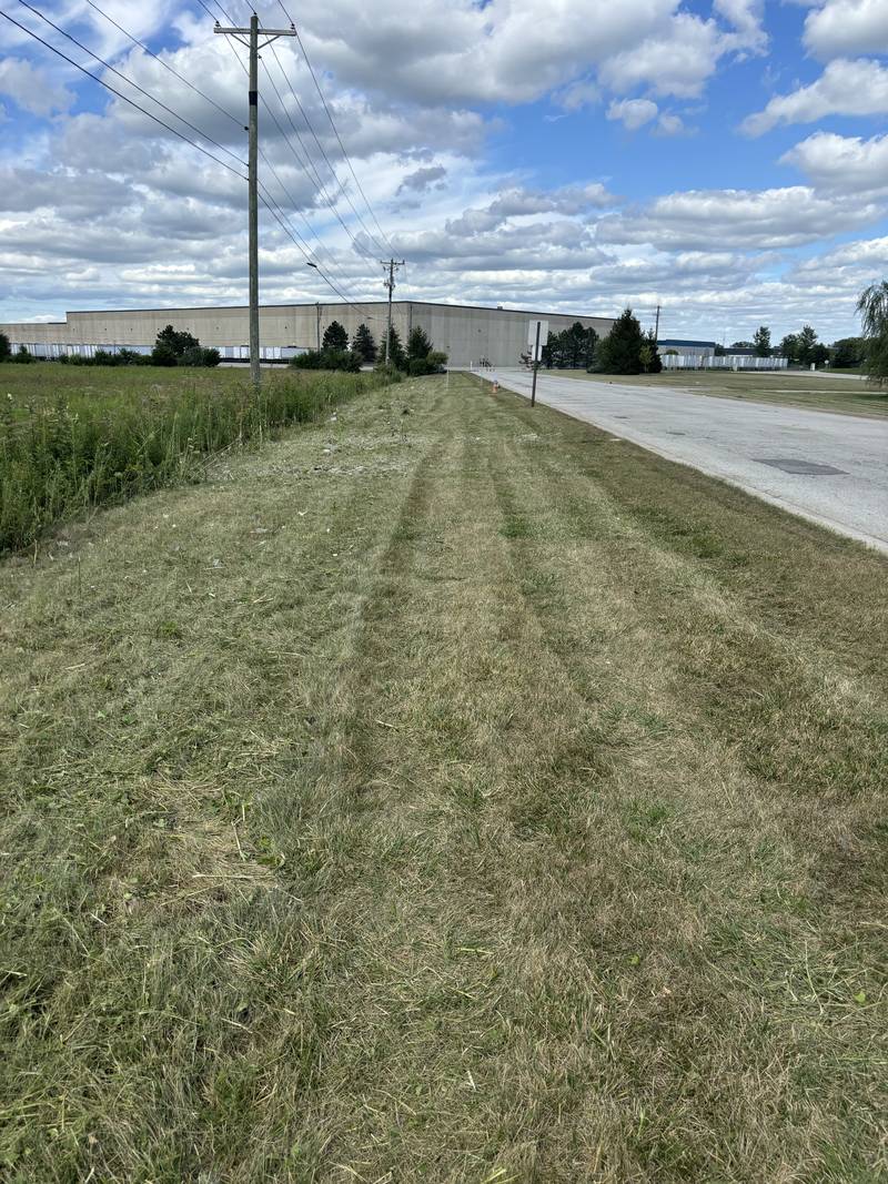 Commercial frontage mowing